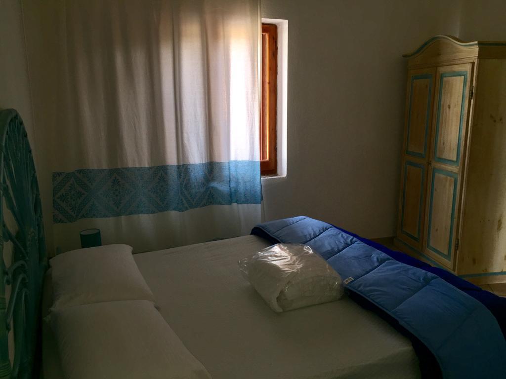 Appartamenti In Villa La Marinedda Isola Rossa Exteriör bild